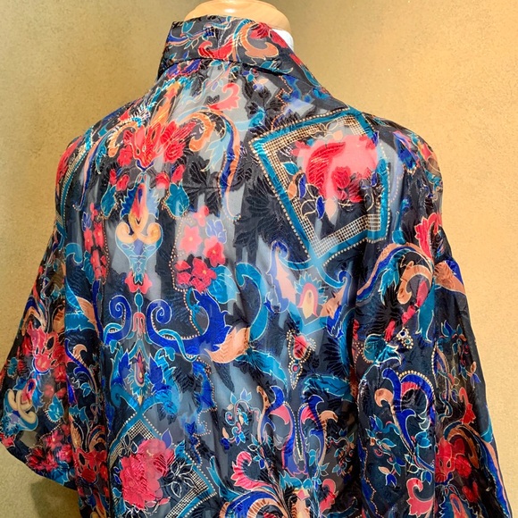 Victoria’s Secret Kimono NWOT - Picture 9 of 11